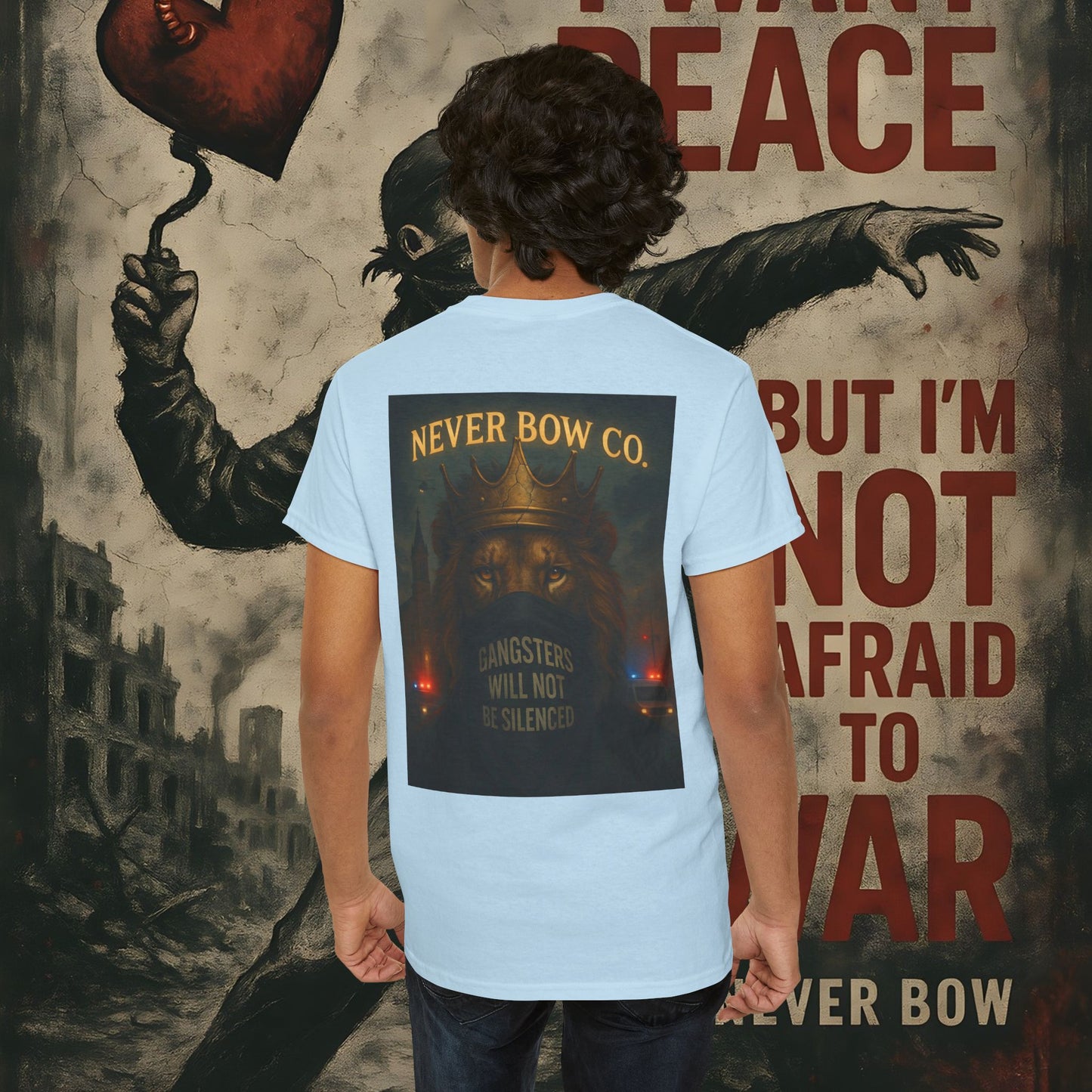 (Heavy Tee) Never Bow Co “Justice Will Be Heard” | Justice has a voice, and it roars from your back. Heavy cotton, bold print — a rebel’s declaration that truth echoes louder than lies. Wear it. Make them listen.
