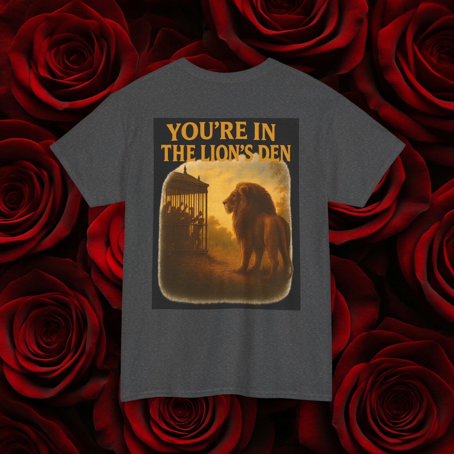 (Heavy Tee) Never Bow Co “You’re in the Lion’s Den” Graphic Streetwear Tee | Step into the Lion’s Den. Fearless statement piece built for warriors who refuse silence. Heavy cotton, bold graphic, courtroom grit. Wear strength, fight truth, and Never Bow.